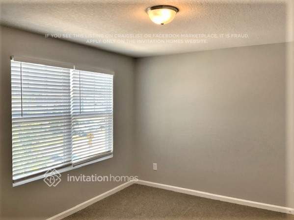 Building Photo - 2297 Litchfield Lp