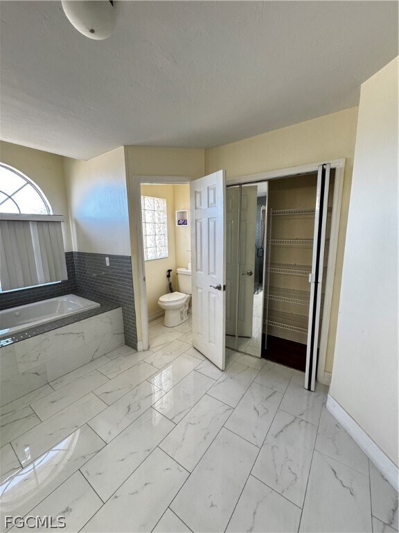 Building Photo - 4613 Lee Blvd