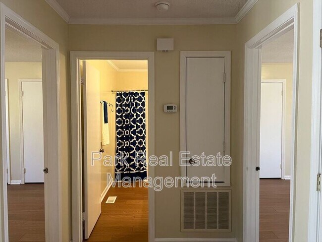 Building Photo - 293 Cedar Terrace Rd