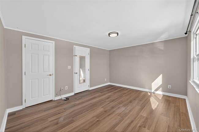 Building Photo - 644 Northville Turnpike