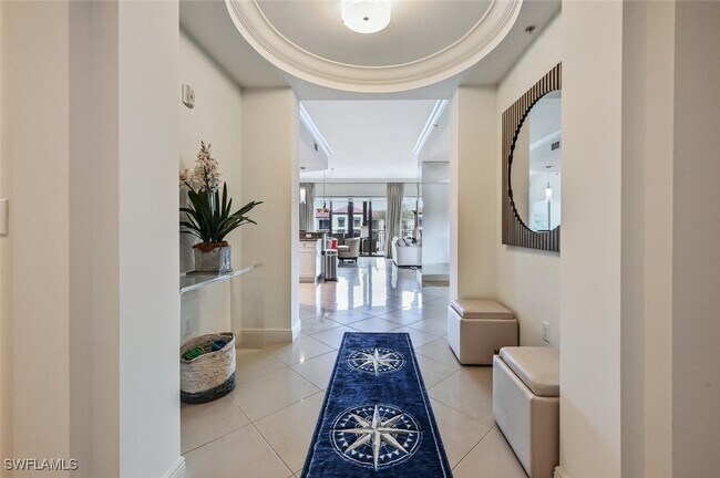 Building Photo - 1530 5th Ave S