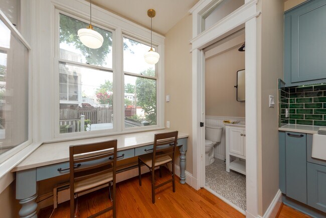 Building Photo - 1425 Webster St NW