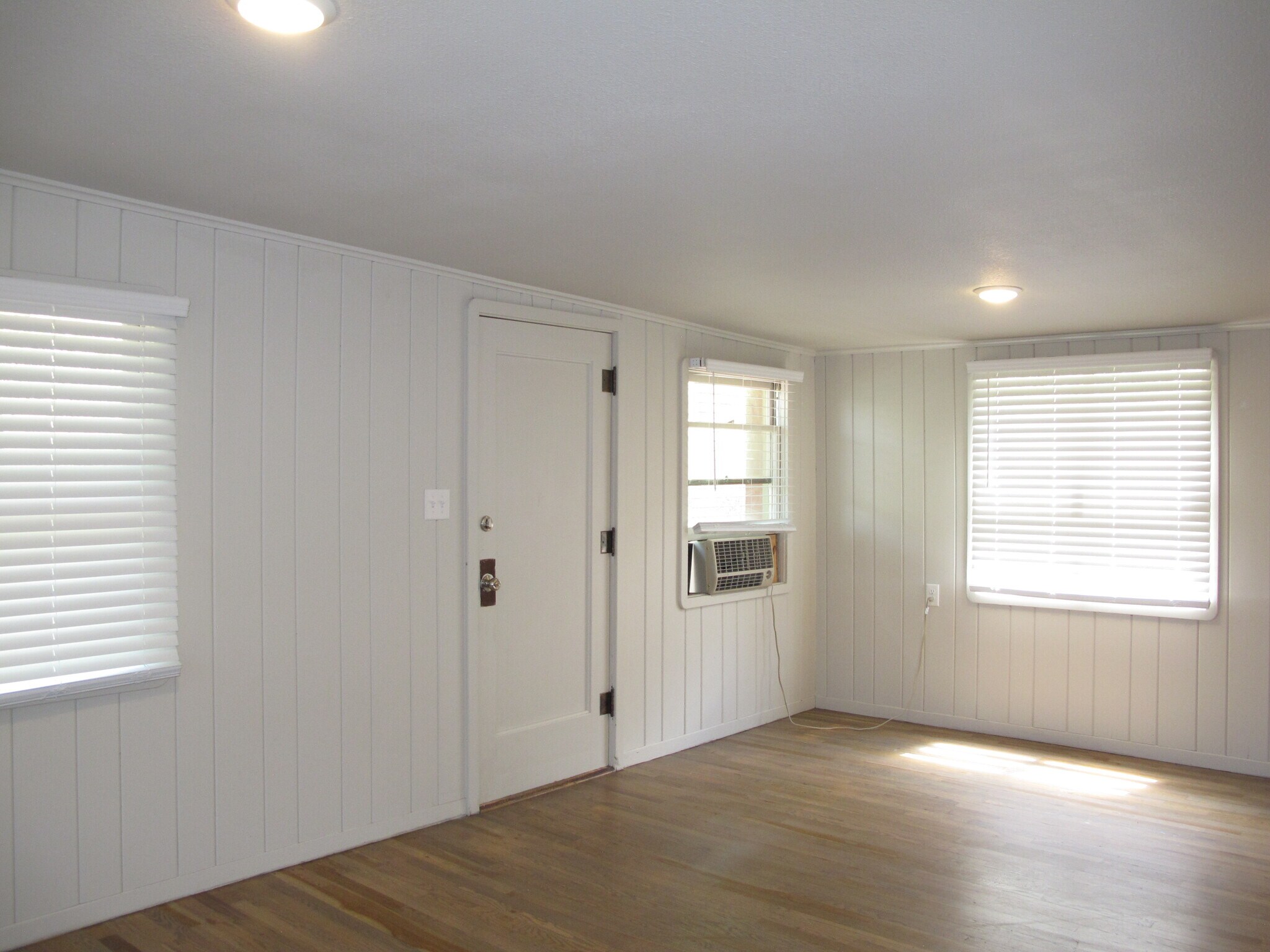 Building Photo - 2501 Monument Rd