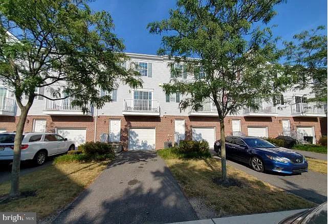 Building Photo - 1038 Lamberton St