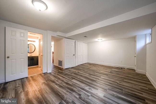 Building Photo - 3391 Bristol Ct