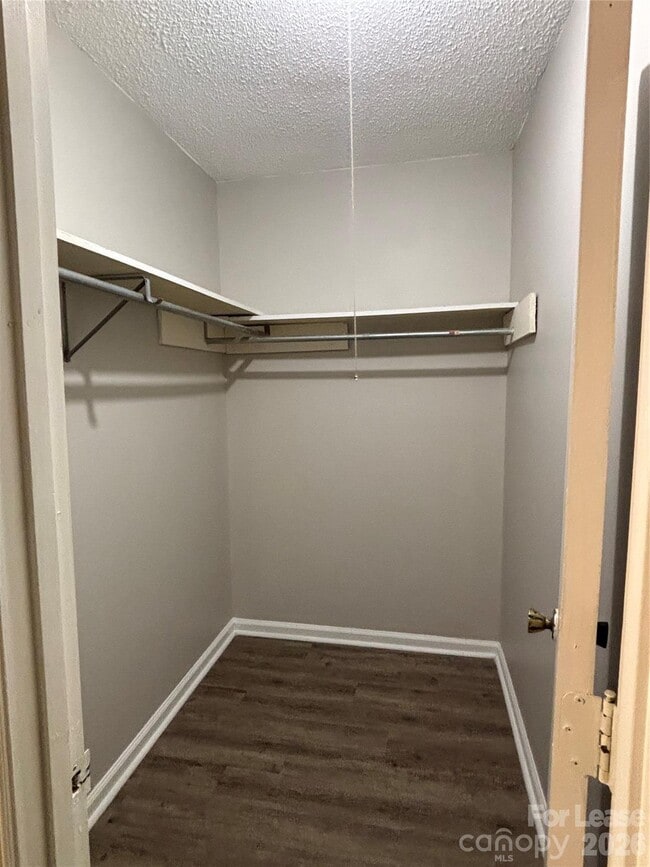 Building Photo - 6714 Marston Ct