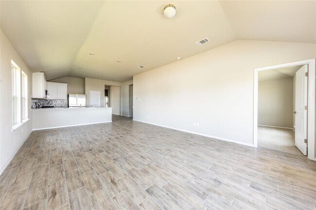 Building Photo - 205 Spiny Lizard Ln