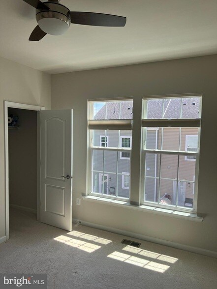 Building Photo - 2732 Wessex Cir