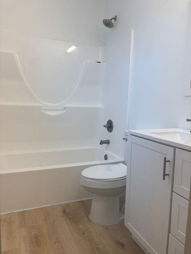 Building Photo - 308 W Worley St