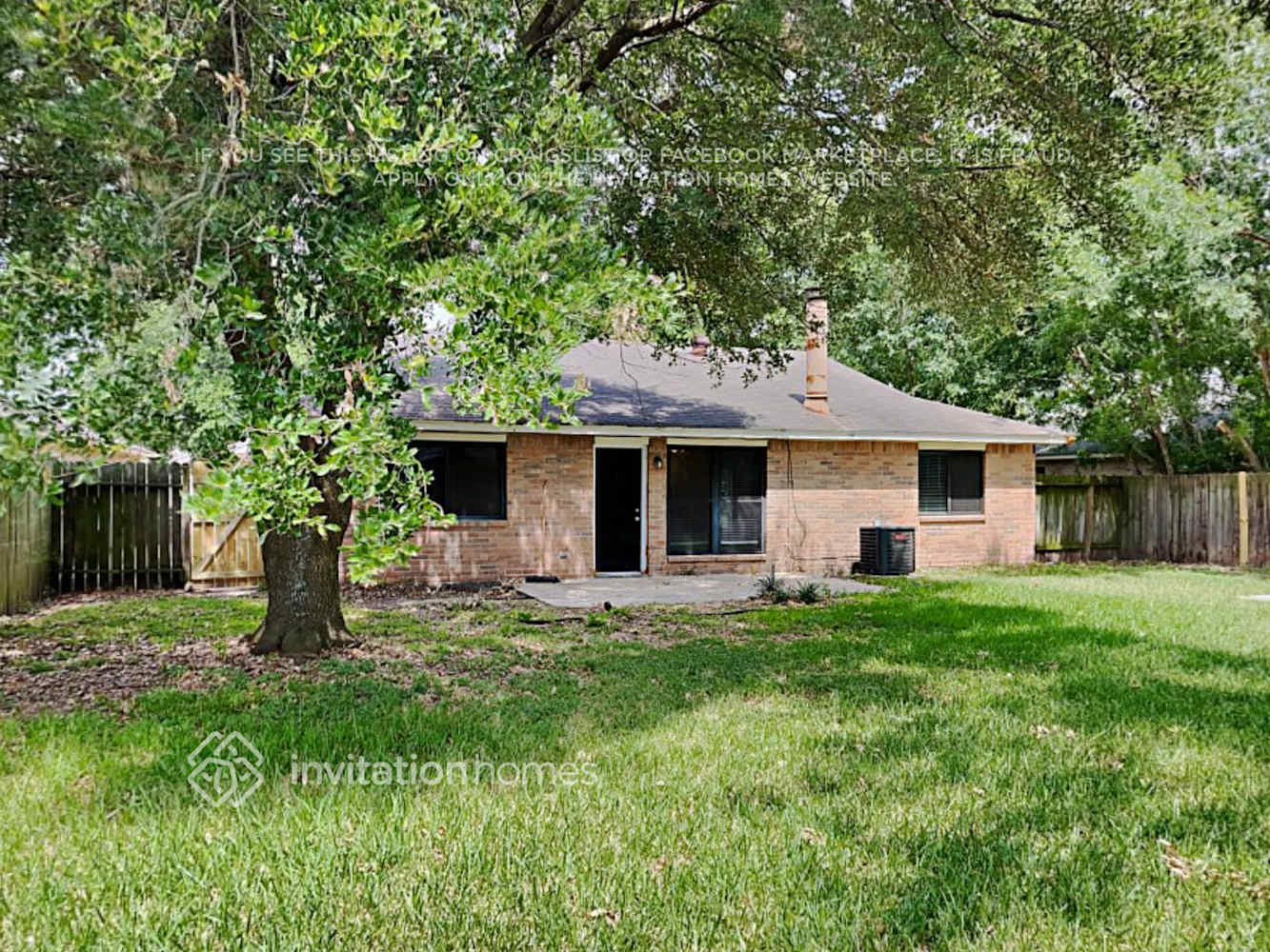 Building Photo - 8330 Pebbledowne Dr