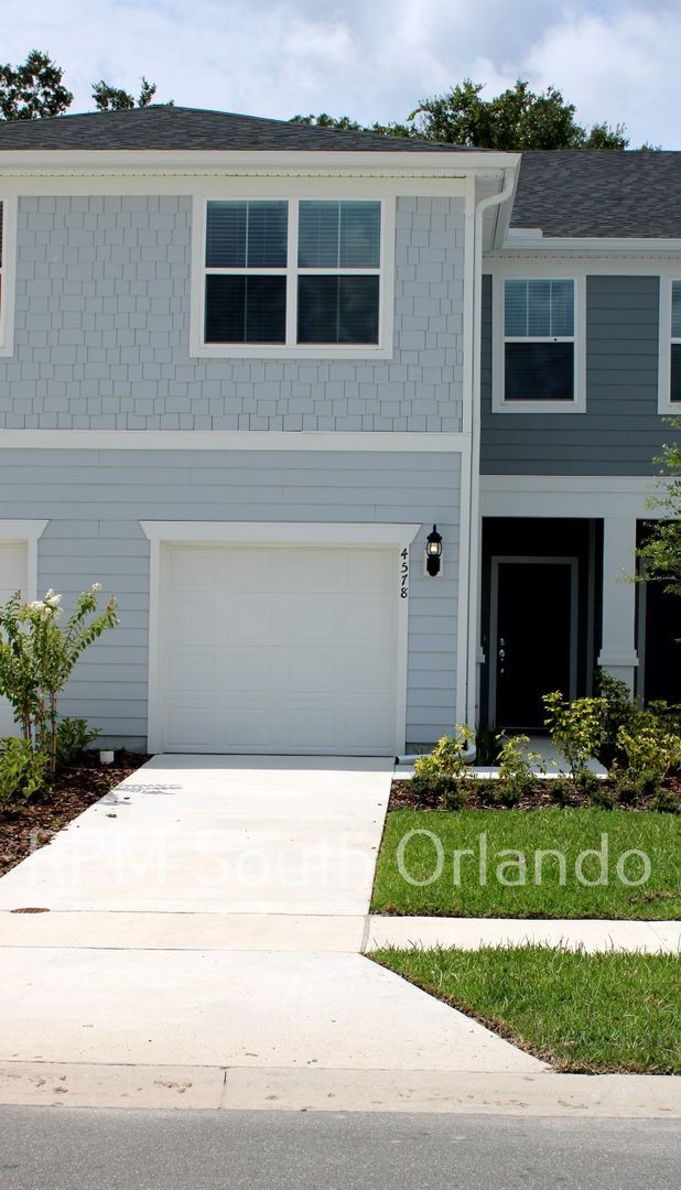 Building Photo - Move In ASAP!! - Brand New 3 bedroom 2.5 bath Townhouse for rent in Kissimmee, FL.