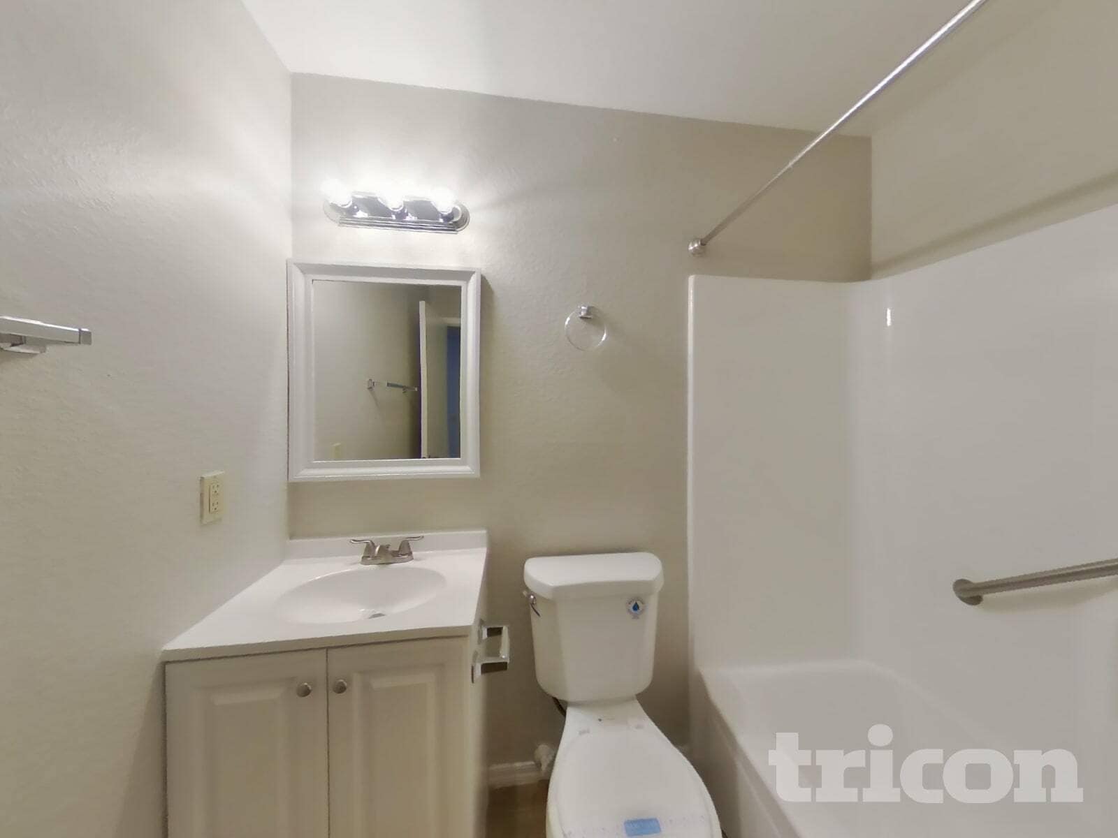 Building Photo - 809 95th Pl