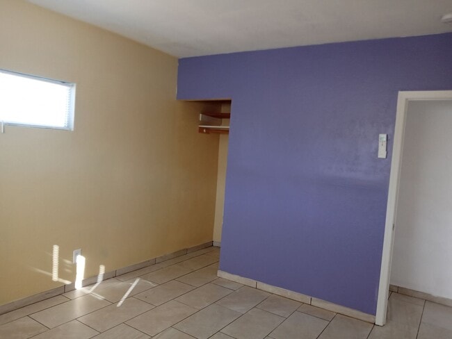 Building Photo - Sweet 1 bedroom 1 bath in 29 Palms