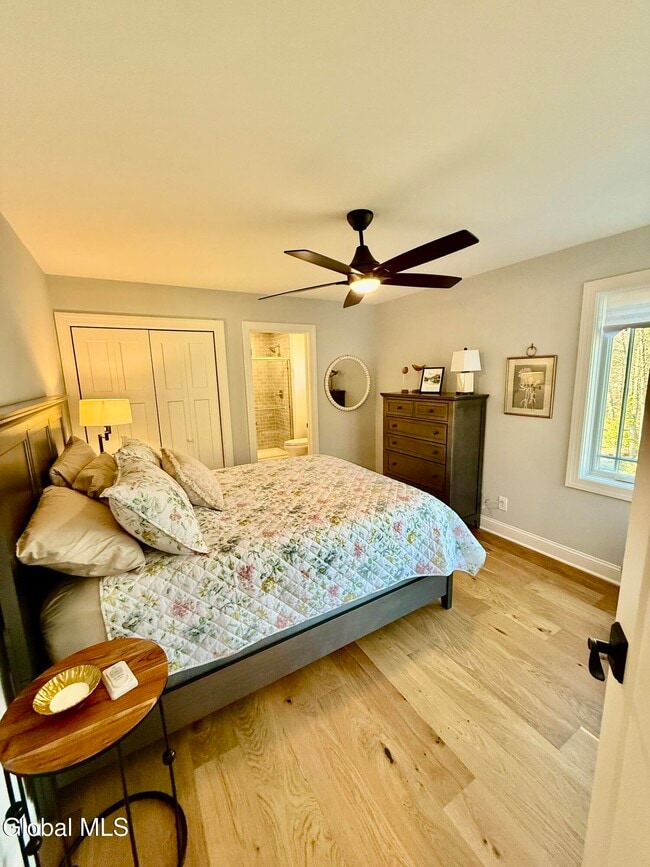 Building Photo - 16 Newton St