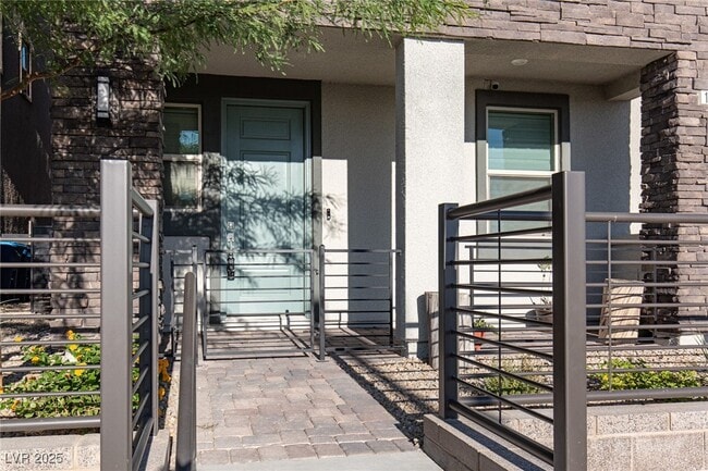 Building Photo - 1474 Whistling Kite St