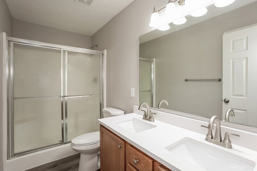 Building Photo - 152 Heartwood Hill
