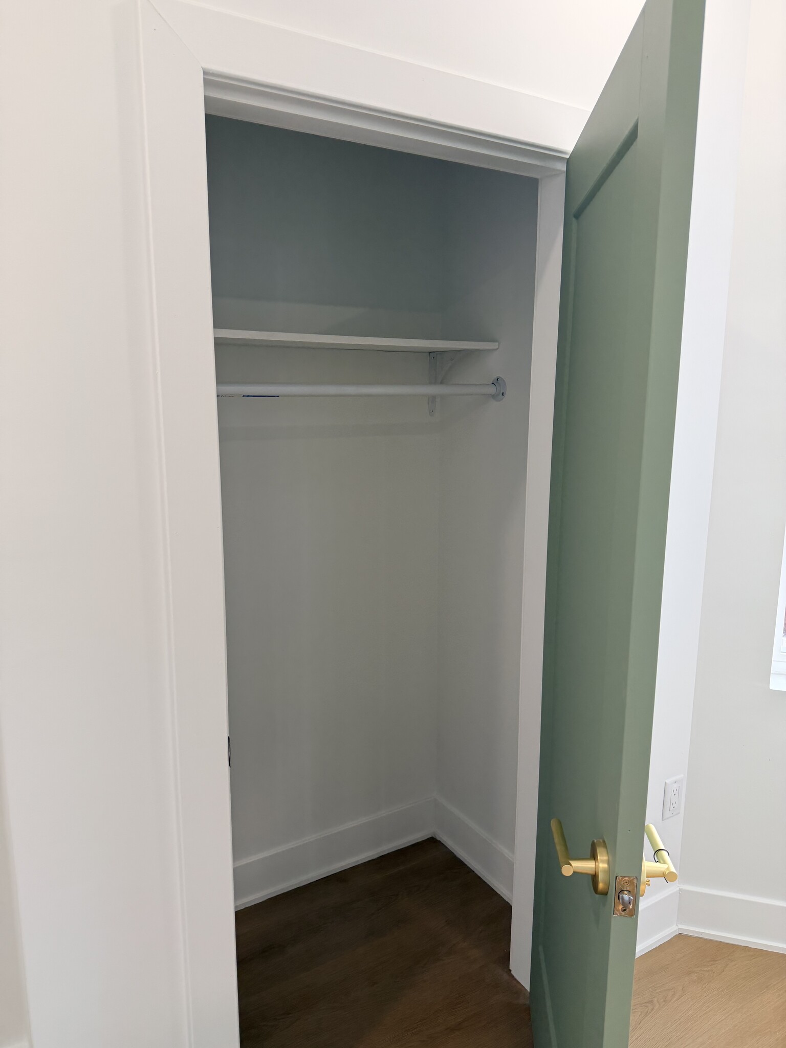 Building Photo - 1325 Kerbaugh St