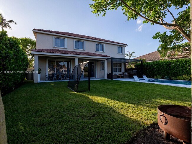 Building Photo - 1640 Sandpiper Cir