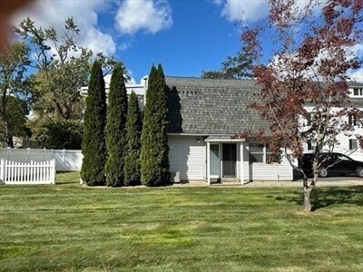 Building Photo - 224 Walnut St