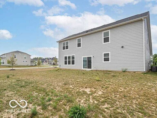 Building Photo - 5403 Veranda Dr
