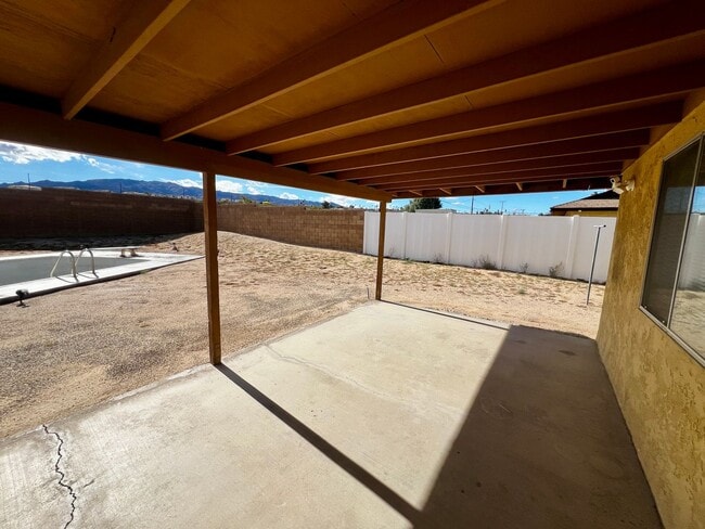 Building Photo - 74071 Playa Vista Dr