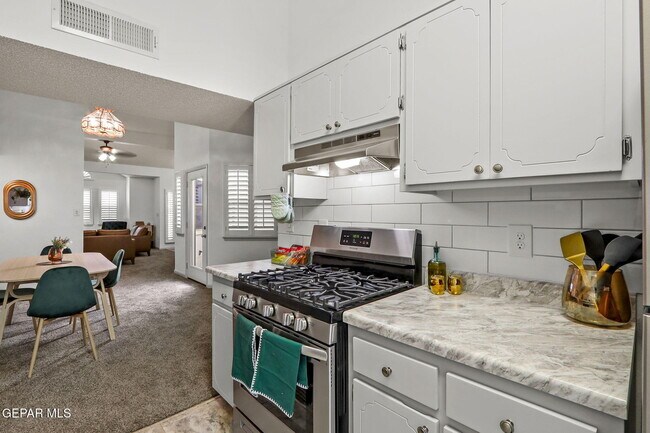 Building Photo - 3504 Blue Grove Ln