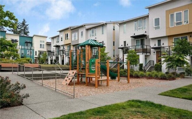 Building Photo - Modern 2-bed, 2-bath Townhome in Shoreline.