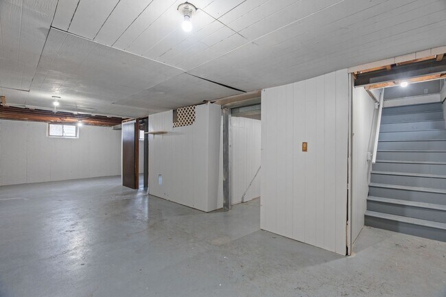 Building Photo - Charming 3-Bedroom, 1-Bath Single-Family Home