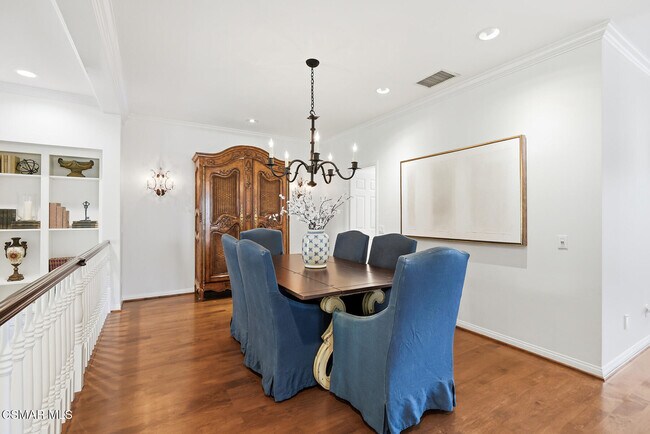 Building Photo - 2485 Waldemar St