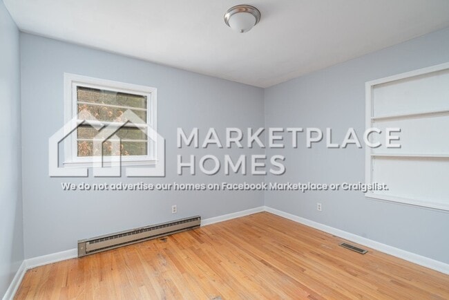 Building Photo - 33991 SC-9