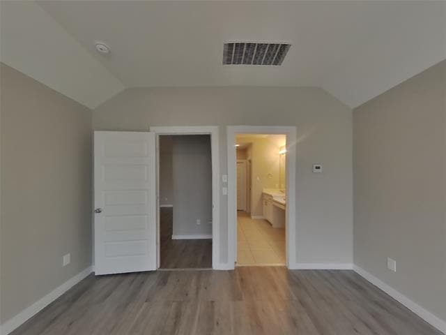 Building Photo - 2019 Clear Br Wy