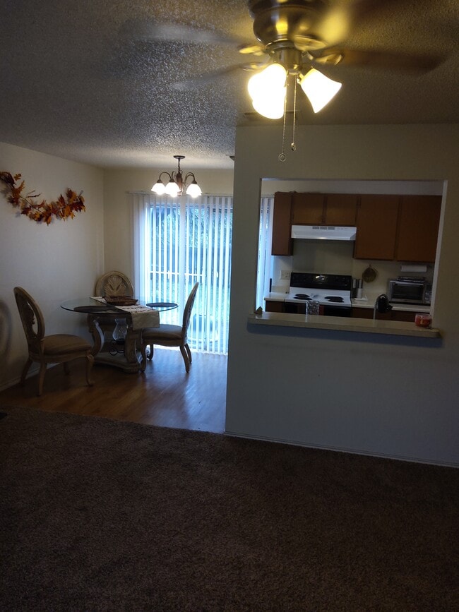 Building Photo - 5604 Rose Dawn