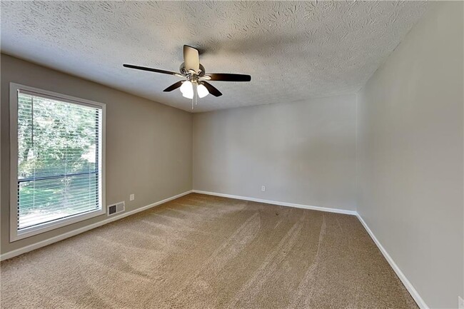 Building Photo - 1703 Cumberland Trce