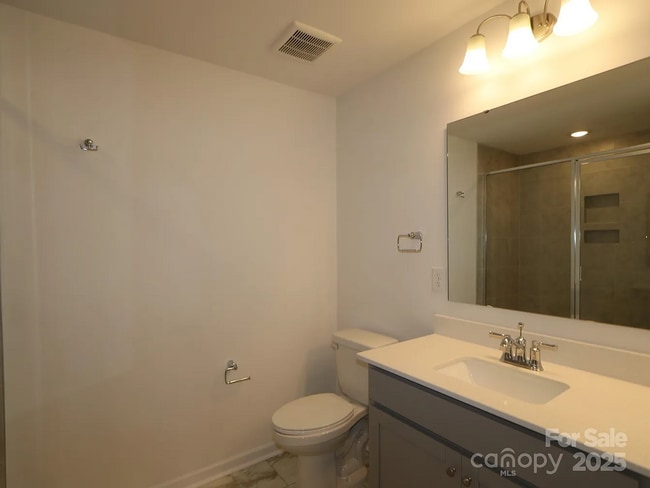 Building Photo - 3234 Lilac Grove Dr