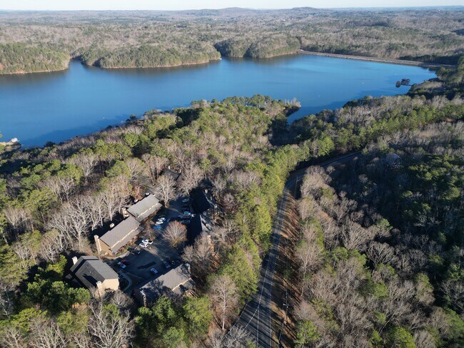 Building Photo - 28 Mountain View Ct