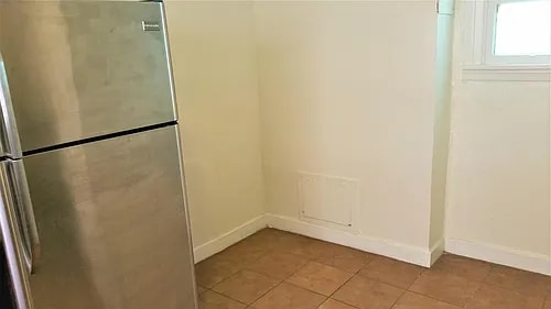 Building Photo - 121 N New Hampshire Ave