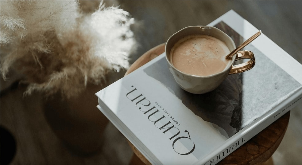 Building Photo - The Holland