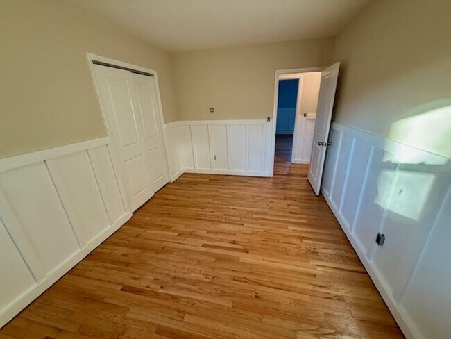 Building Photo - Severna Park - Private & Secluded Waterfront - Round Bay Community.