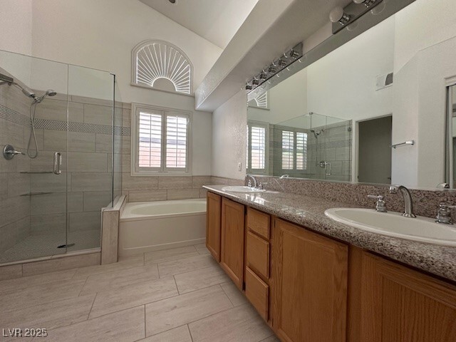 Building Photo - 2009 Paradise Peak Dr