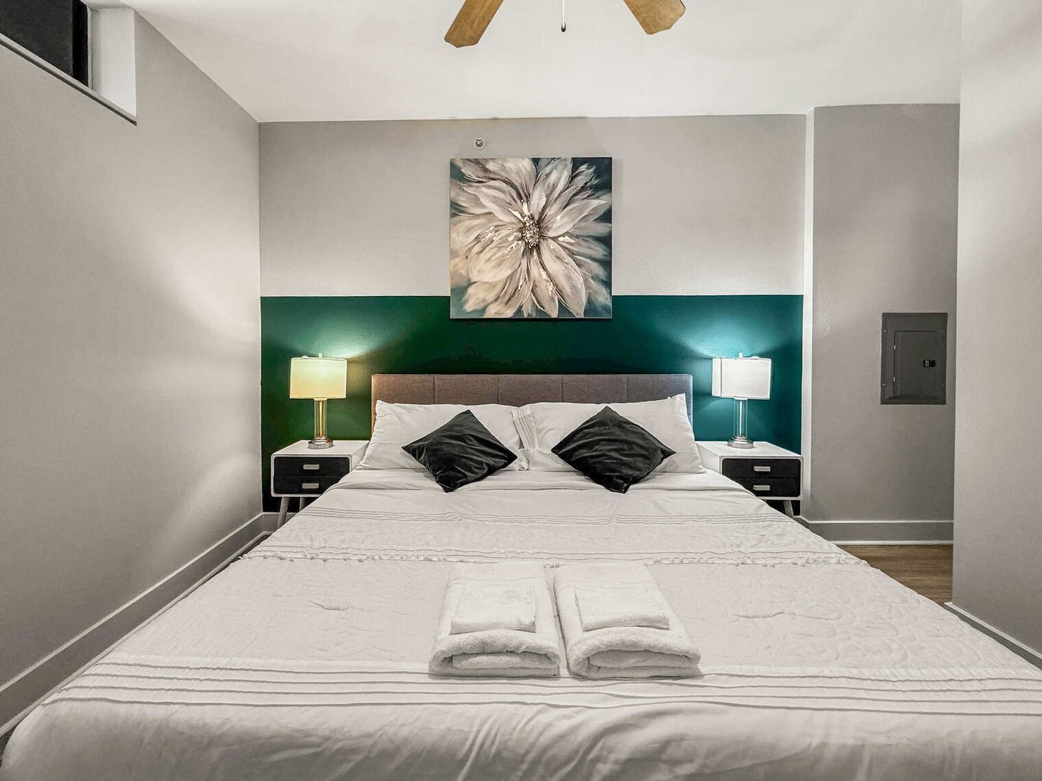 Building Photo - 2901 Indiana St