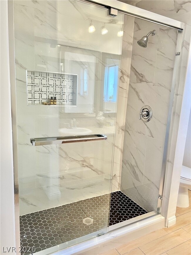 Building Photo - 428 S Beaumont St