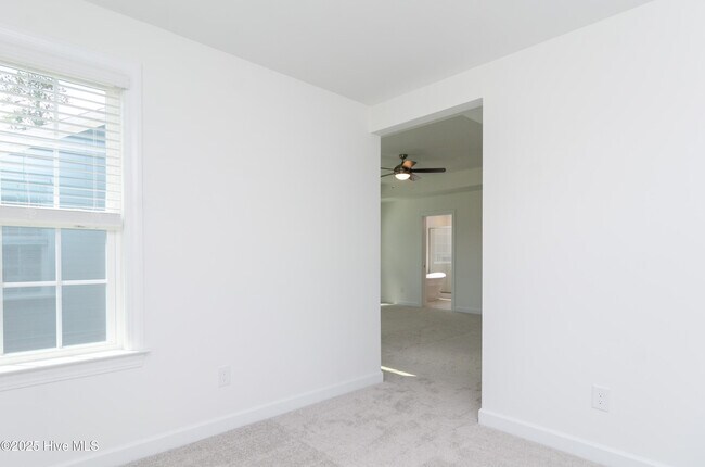 Building Photo - 2152 Star Shower Wy