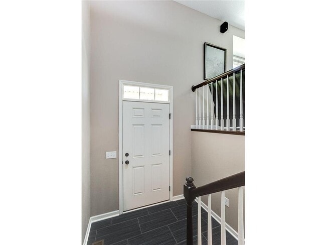Building Photo - 8934 SW Village Loop