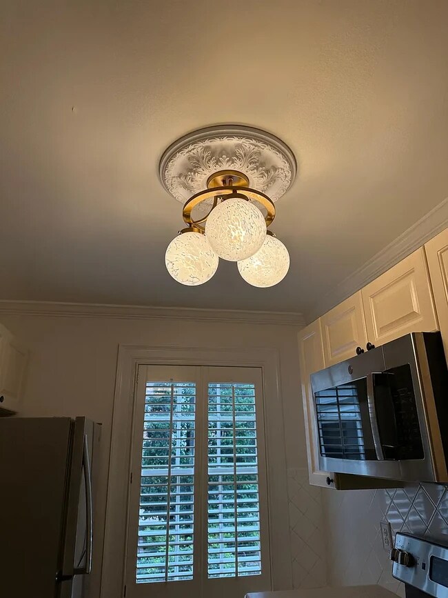 Building Photo - 108 Colville Rd