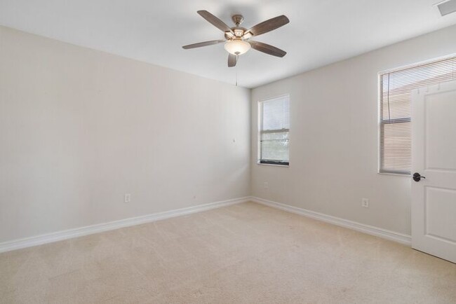Building Photo - Estancia 4 Bed / 2.5 House Home for Lease!