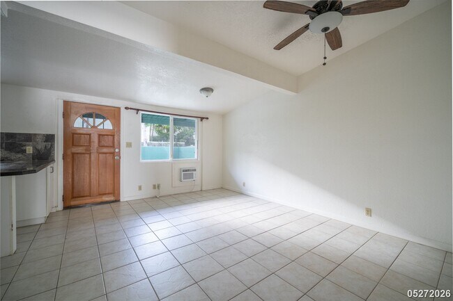 Building Photo - 68-058 Akule St. Unit D