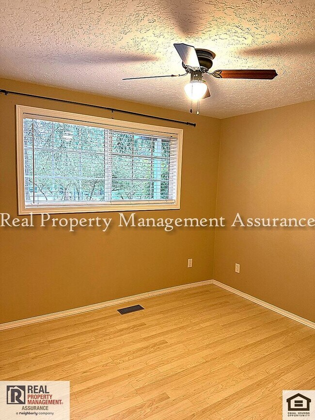 Building Photo - 3260 Arbor Dr