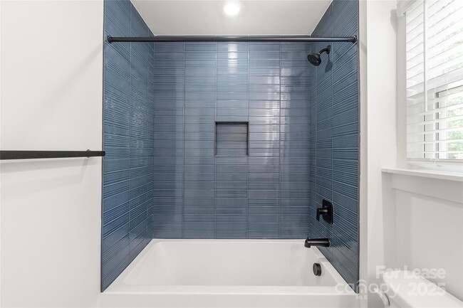 Building Photo - 2823 Coronet Way