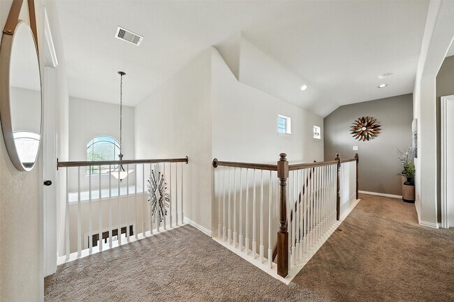 Building Photo - 26507 Grey Sparrow Dr