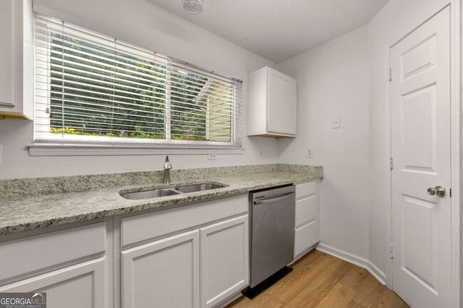 Building Photo - 2186 Spring Walk Ct